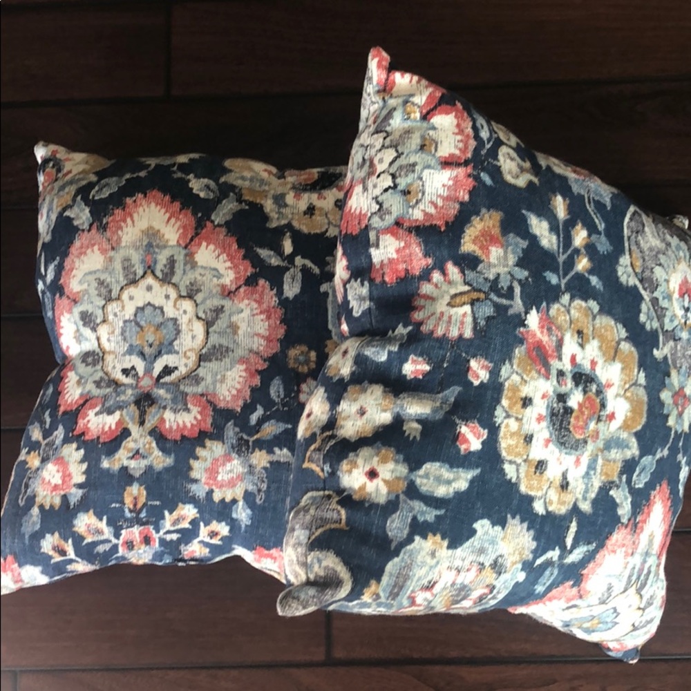 🎄Handmade - 2 Pillows